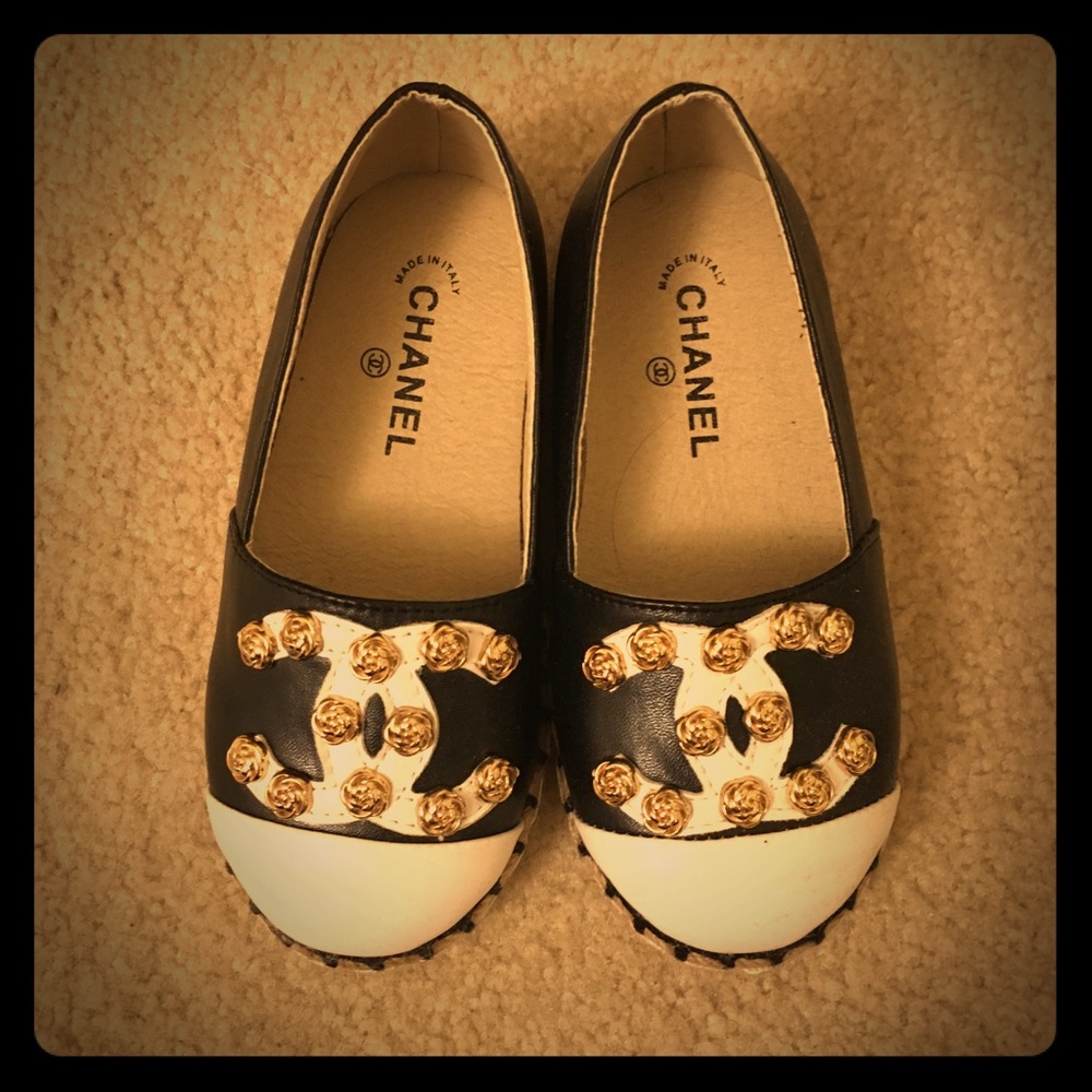 CHANEL Girls Espadrilles